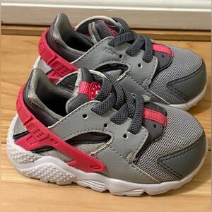 Nike 704952 Huarache Run Toddler Shoes Sz 4C Gray/Pink Active Girl Clean!